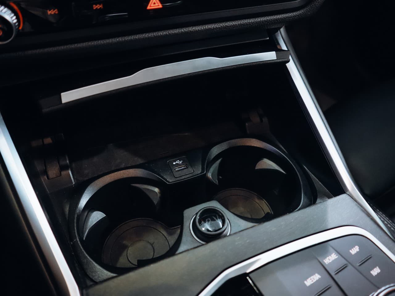 2022 BMW 3-Series - 16