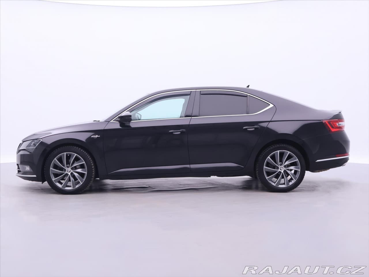 2017 Škoda SUPERB - 4