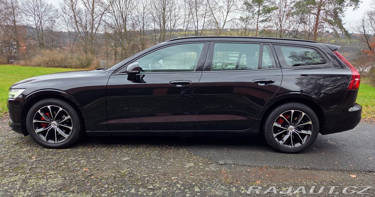 2019 Volvo V60 - 7