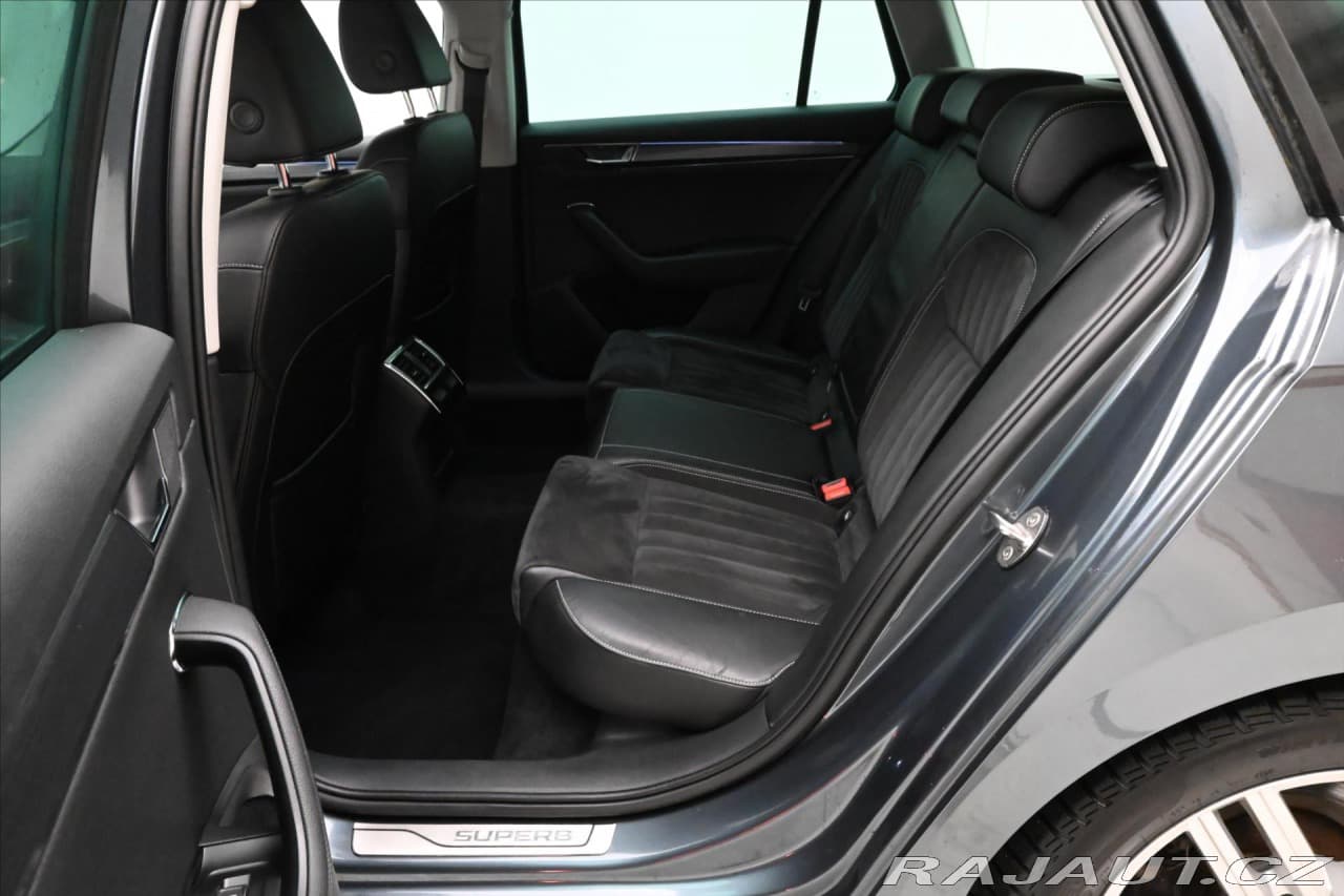 2021 Škoda Superb - 14