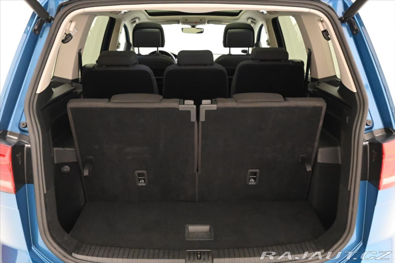 2020 Volkswagen Touran - 10