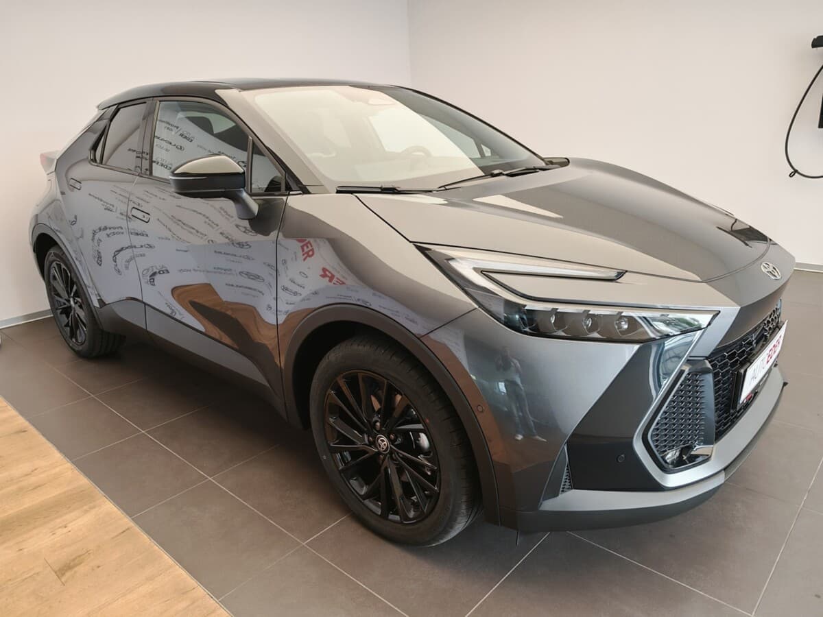 2025 Toyota C-Hr - 3