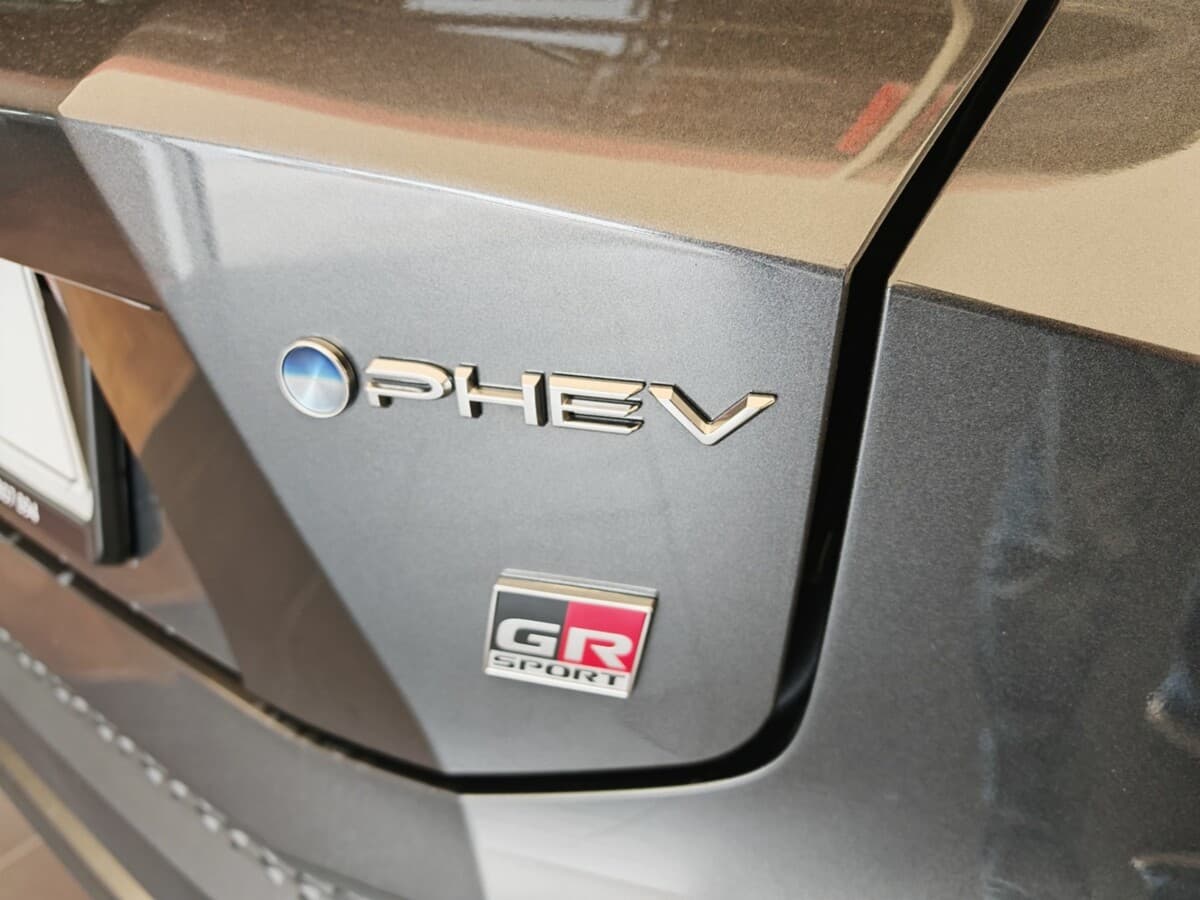 2025 Toyota C-Hr - 8