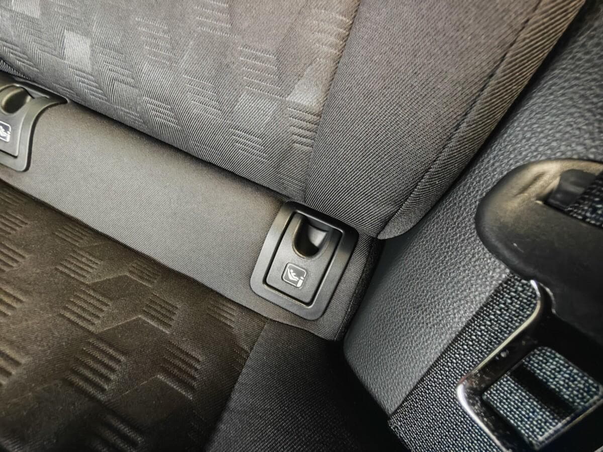 2025 Toyota Yaris - 14