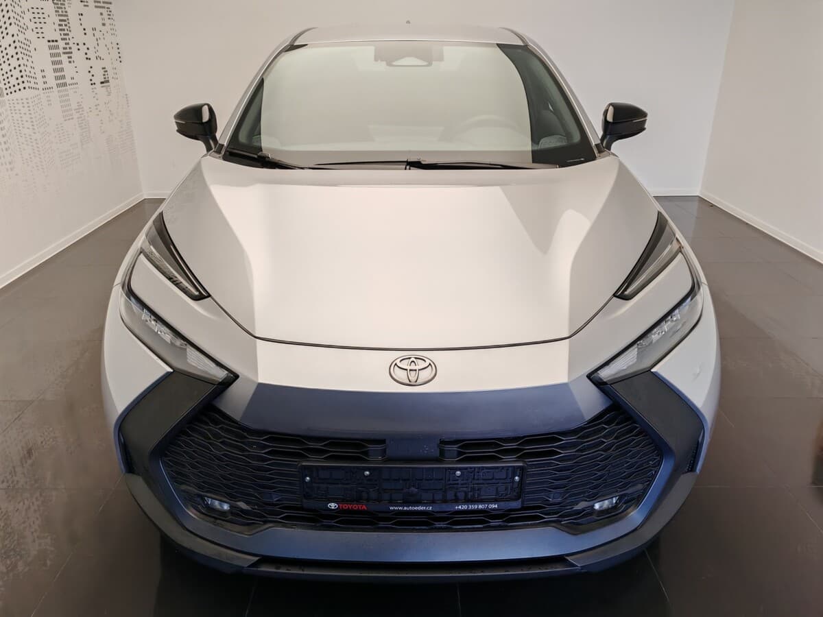 2024 Toyota C-Hr - 2