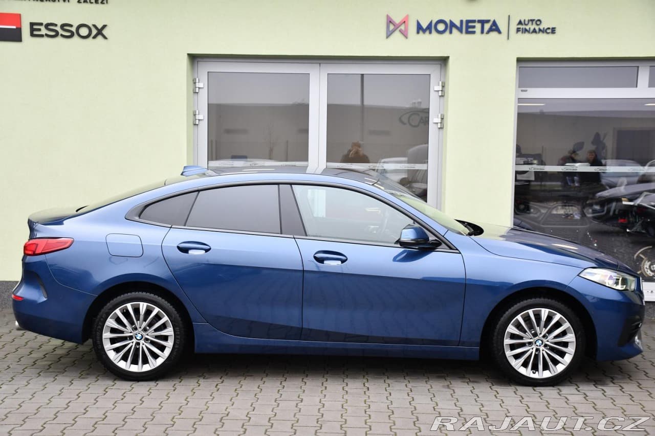 2022 BMW 2-Series - 12