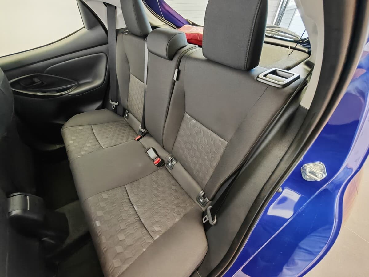 2025 Toyota Yaris - 13