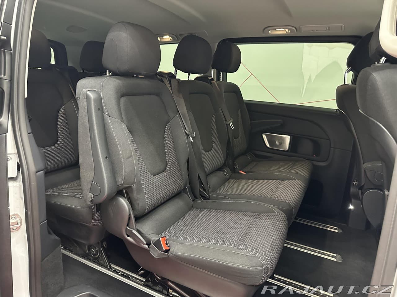 2024 Mercedes-Benz V-Class - 12