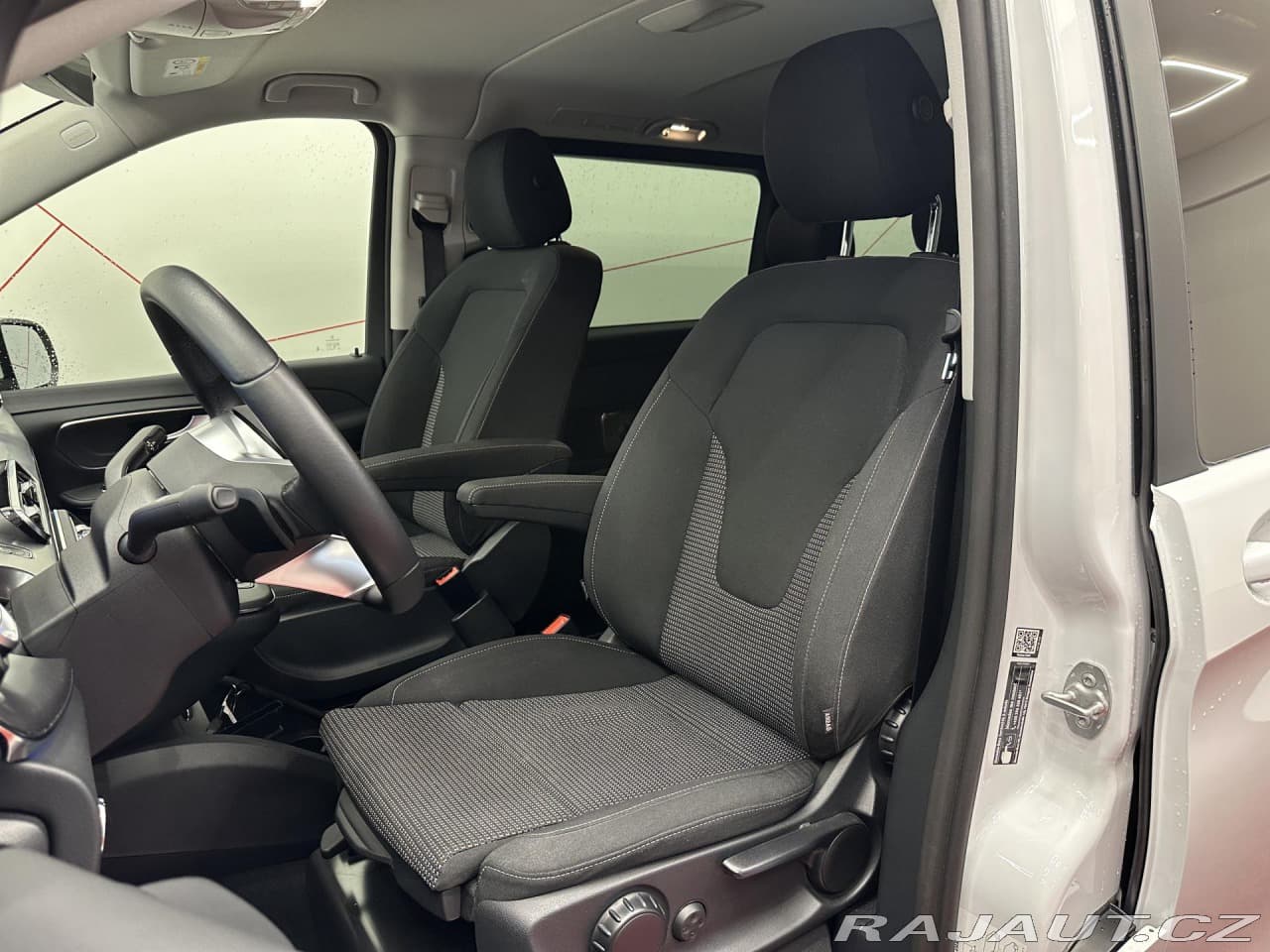 2024 Mercedes-Benz V-Class - 7