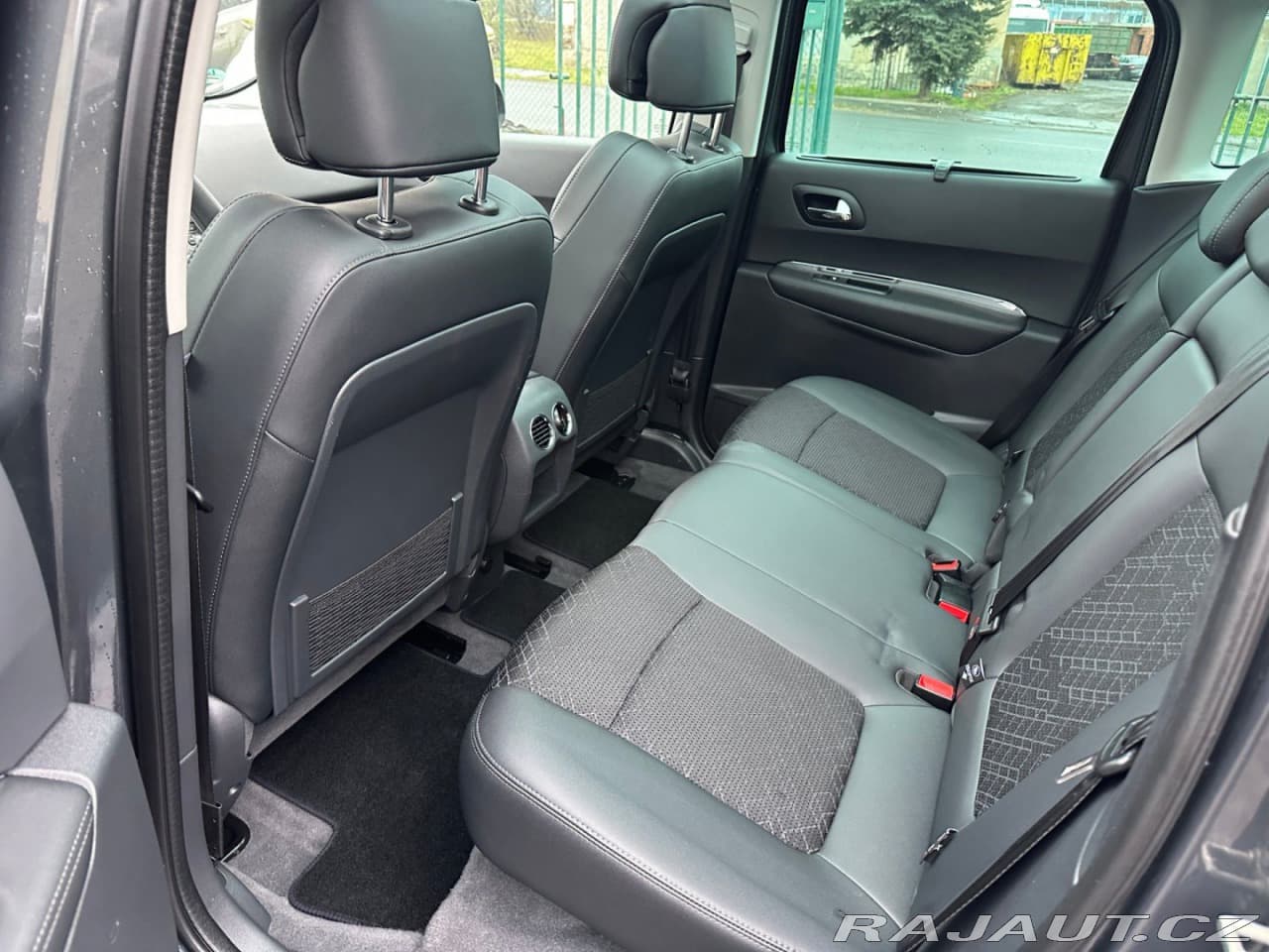 2015 Peugeot 3008 - 10