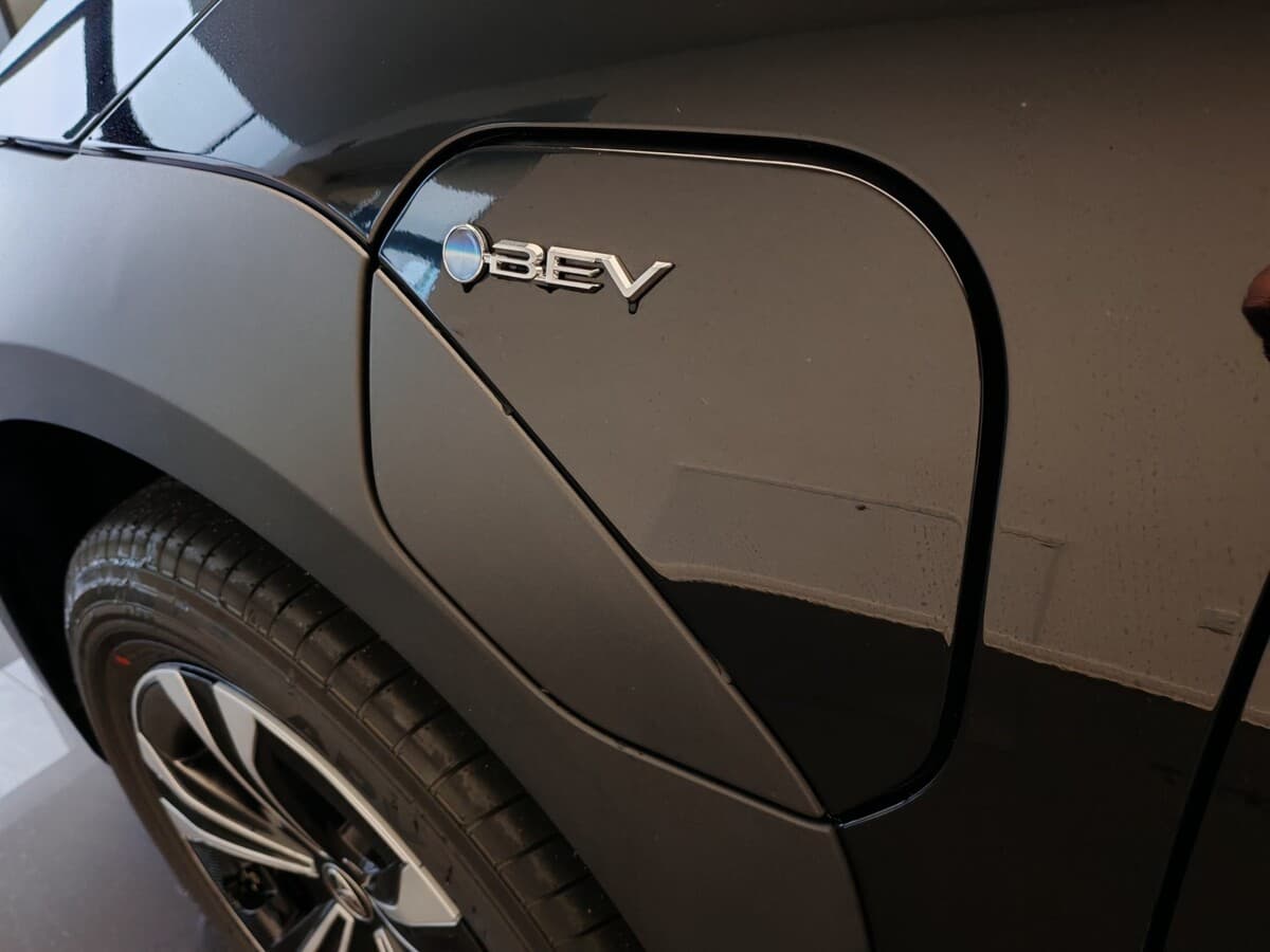 2024 Toyota Bz4x - 11