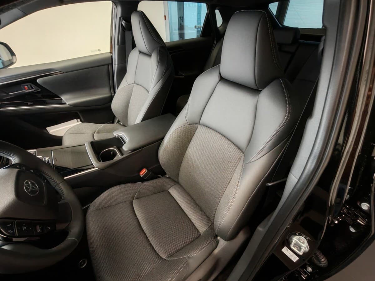2024 Toyota Bz4x - 17