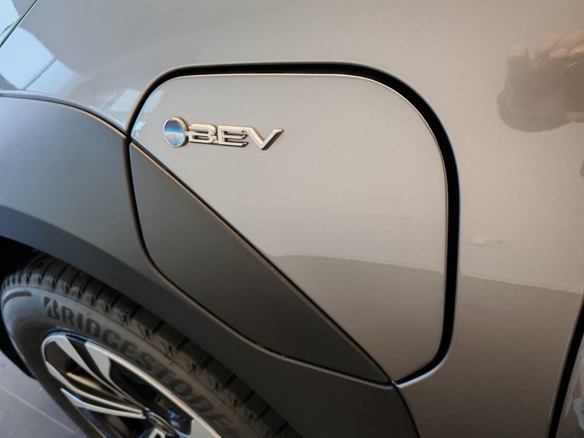 2024 Toyota Bz4x - 10