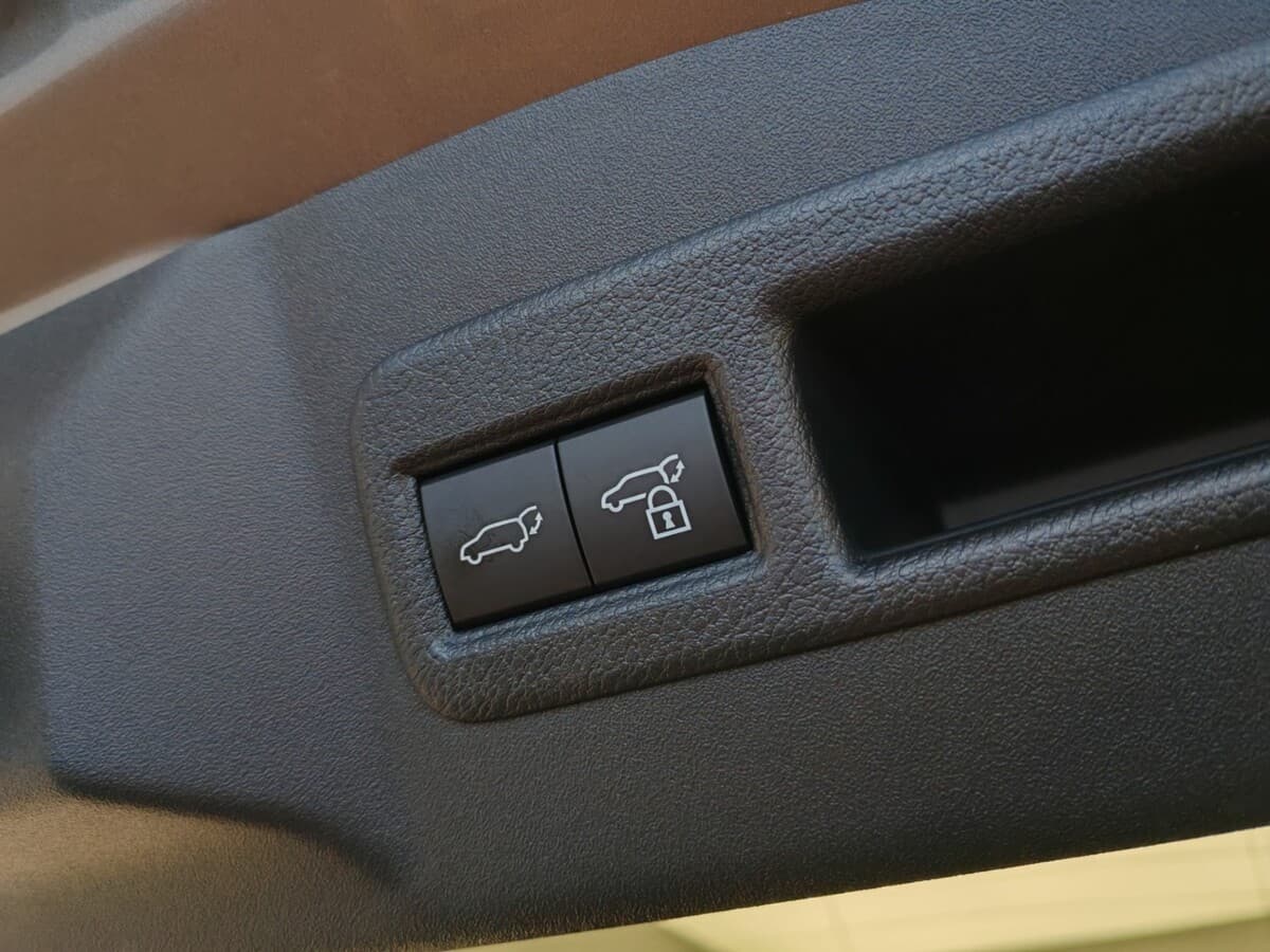 2024 Toyota Bz4x - 13