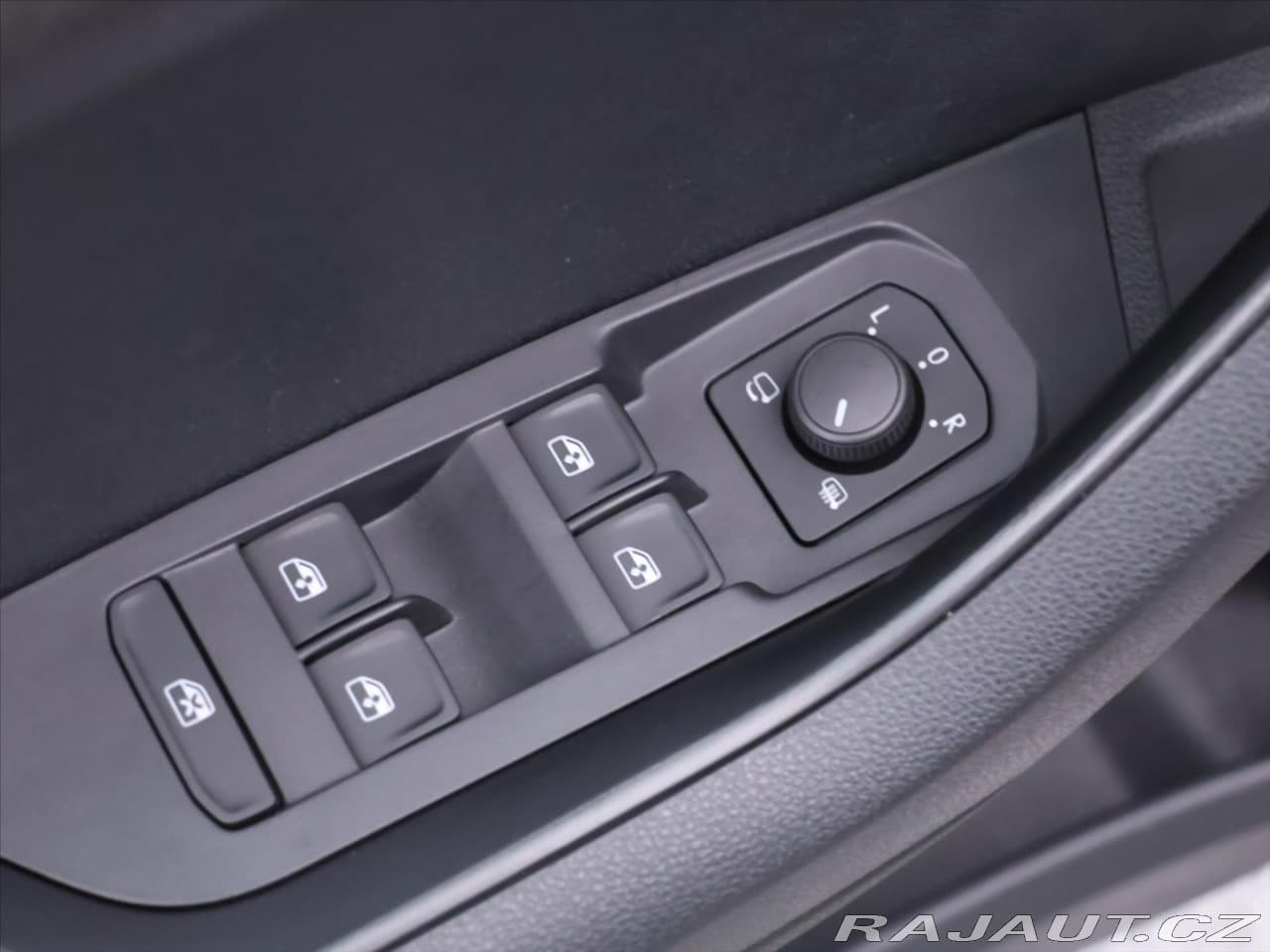 2023 Škoda Karoq - 14