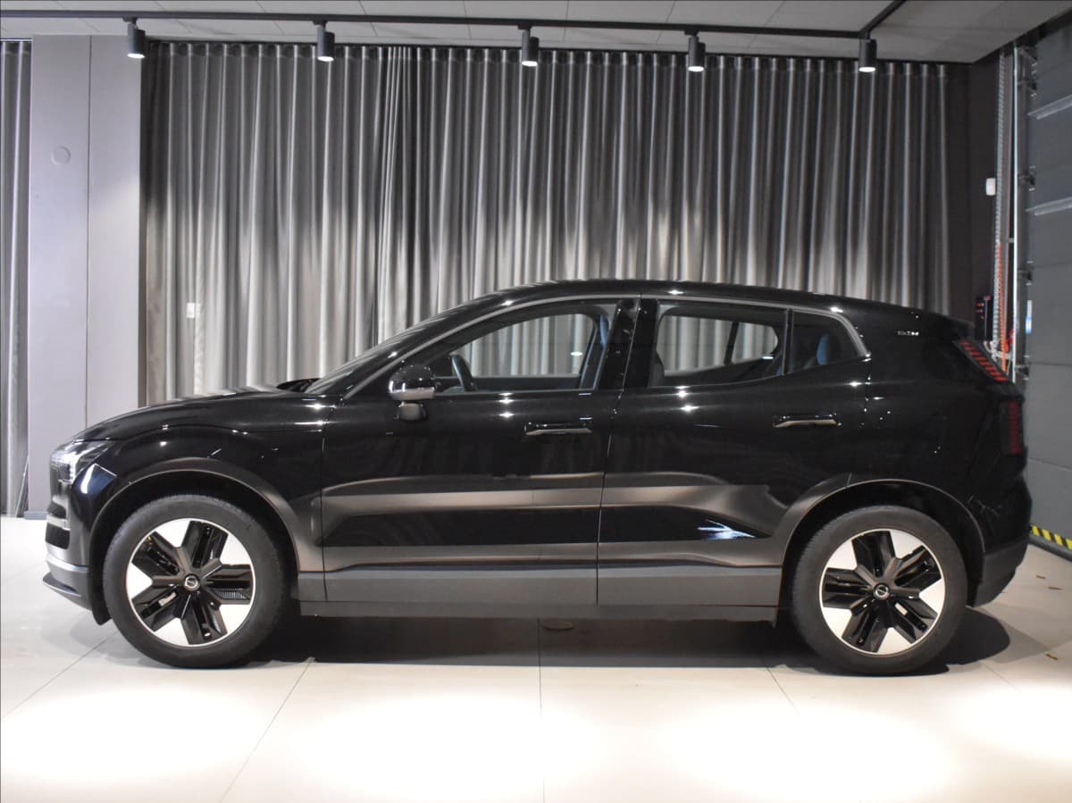2025 Volvo Ex30 - 2