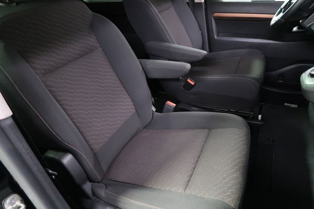 2023 Toyota Ostatní - 15