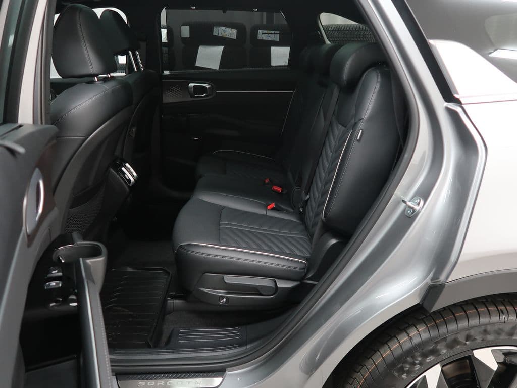 2026 Kia Sorento - 10