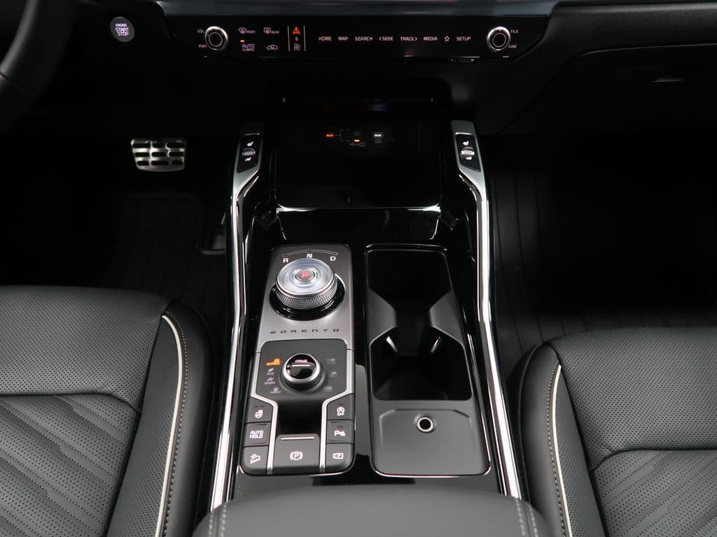 2026 Kia Sorento - 14