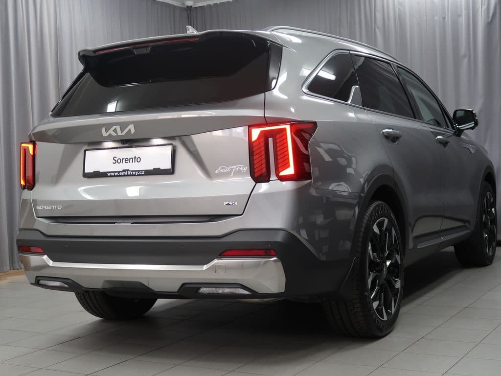 2026 Kia Sorento - 8