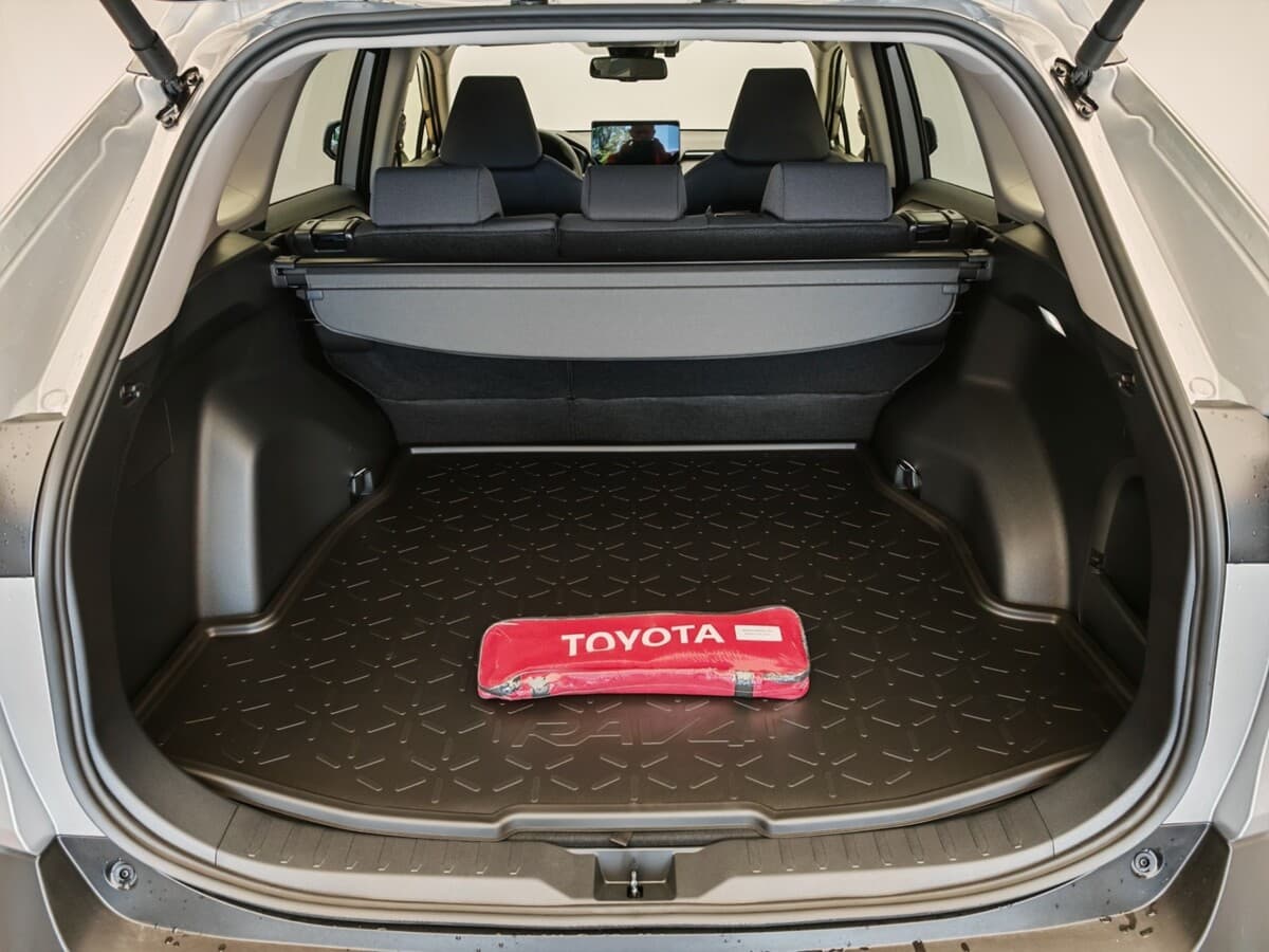 2025 Toyota Rav4 - 7