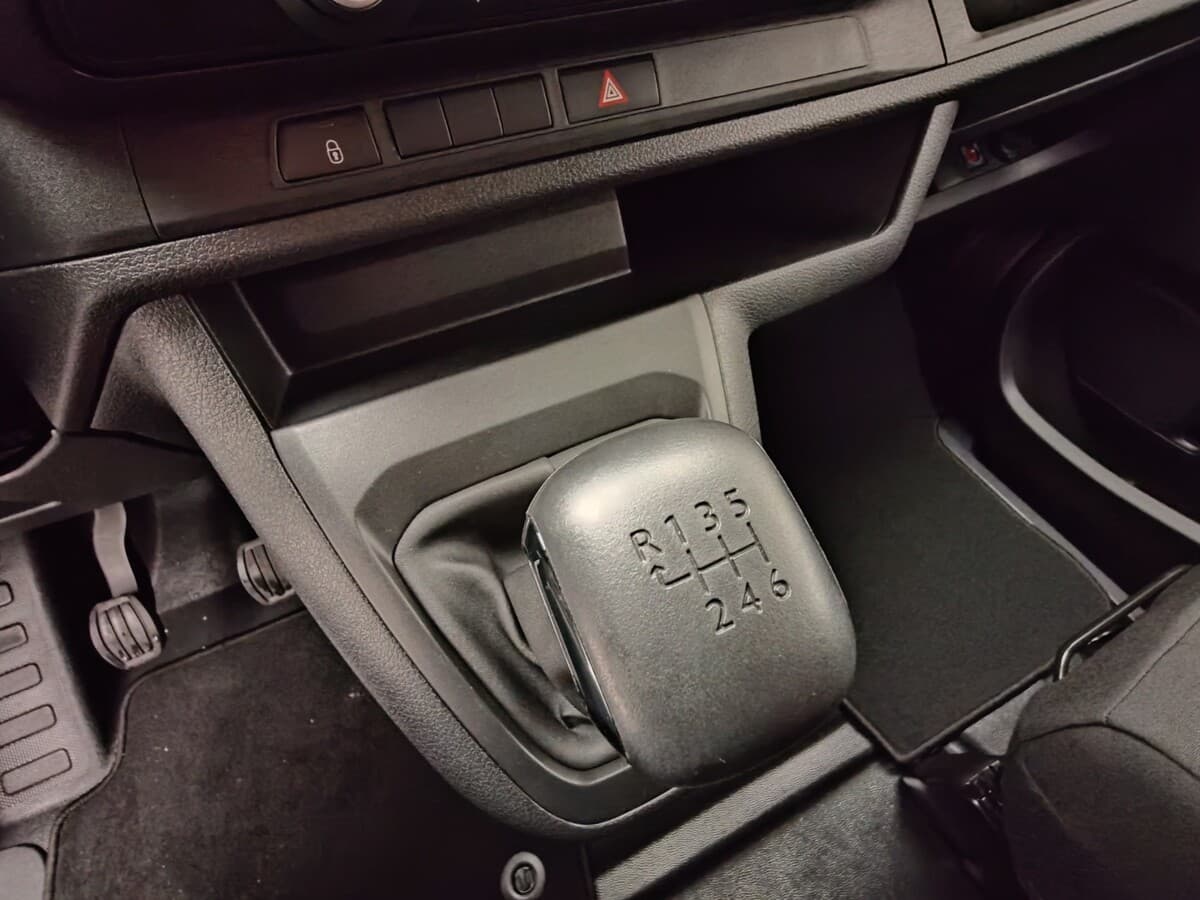 2024 Toyota Ostatní - 17