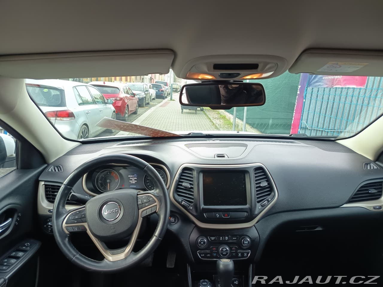 2015 Jeep Cherokee - 15