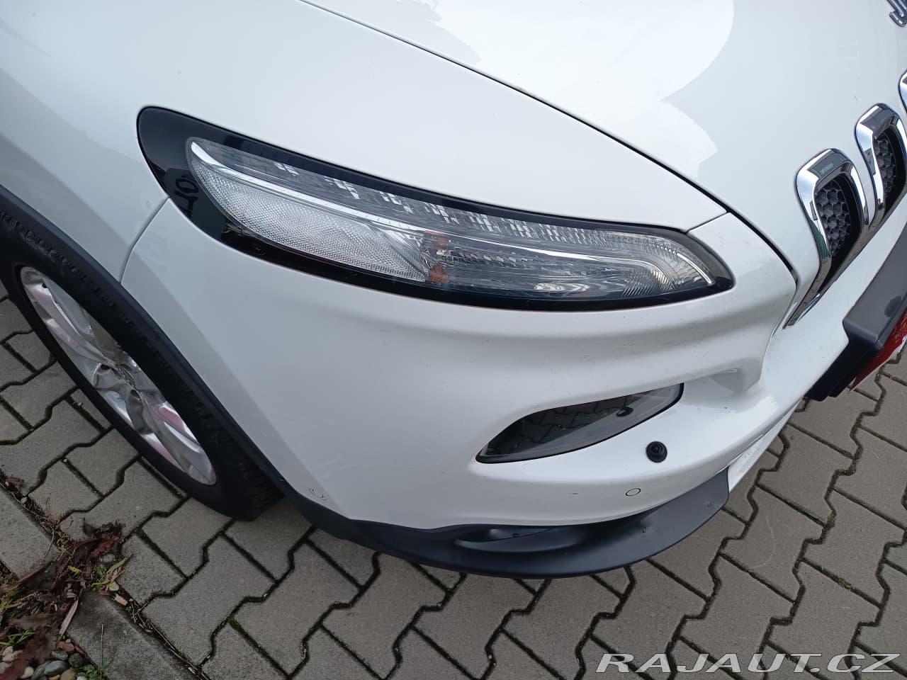 2015 Jeep Cherokee - 5