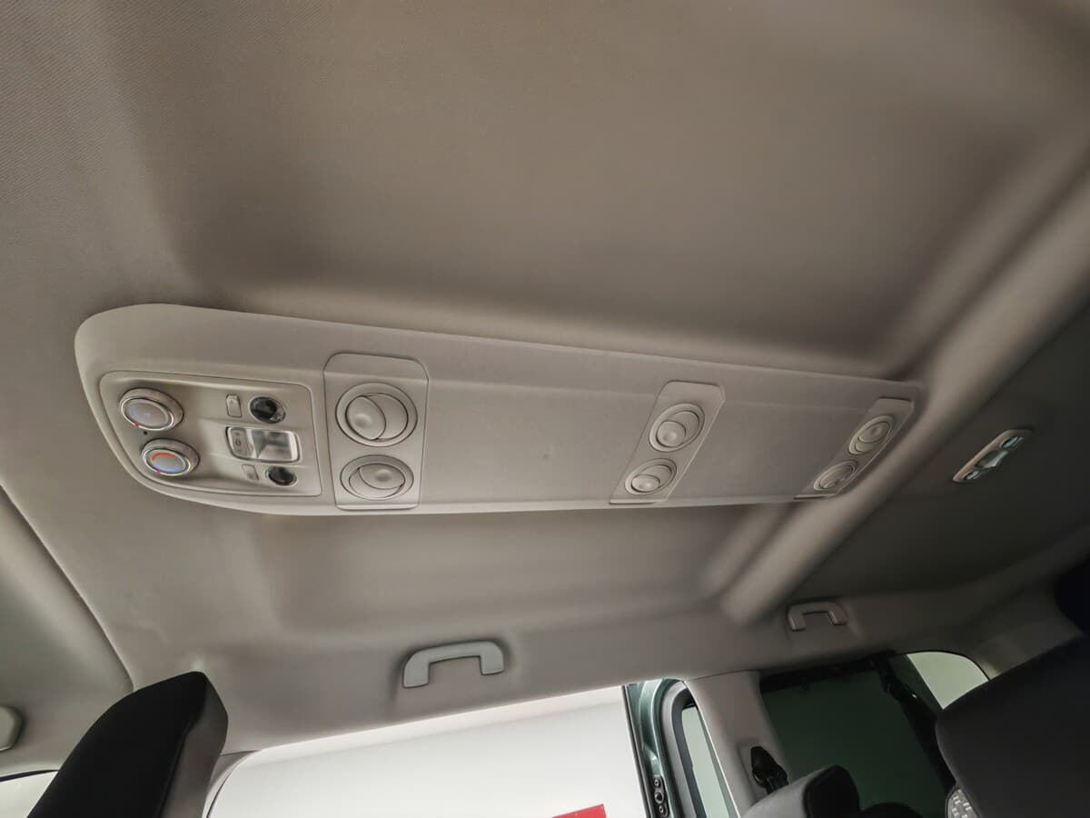 2025 Toyota Ostatní - 15