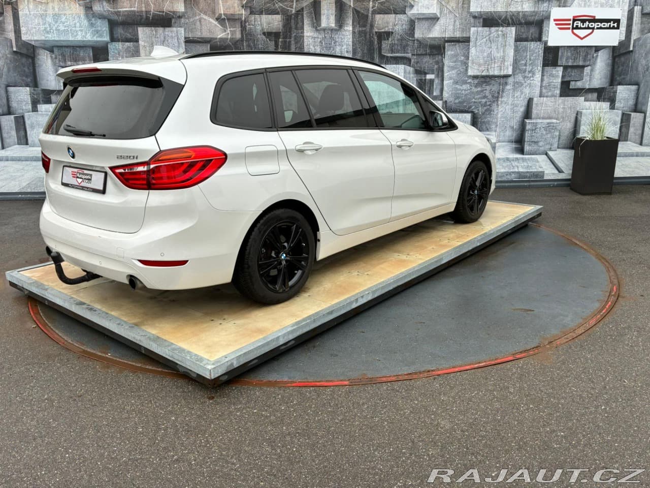 2017 BMW 2-Series - 6