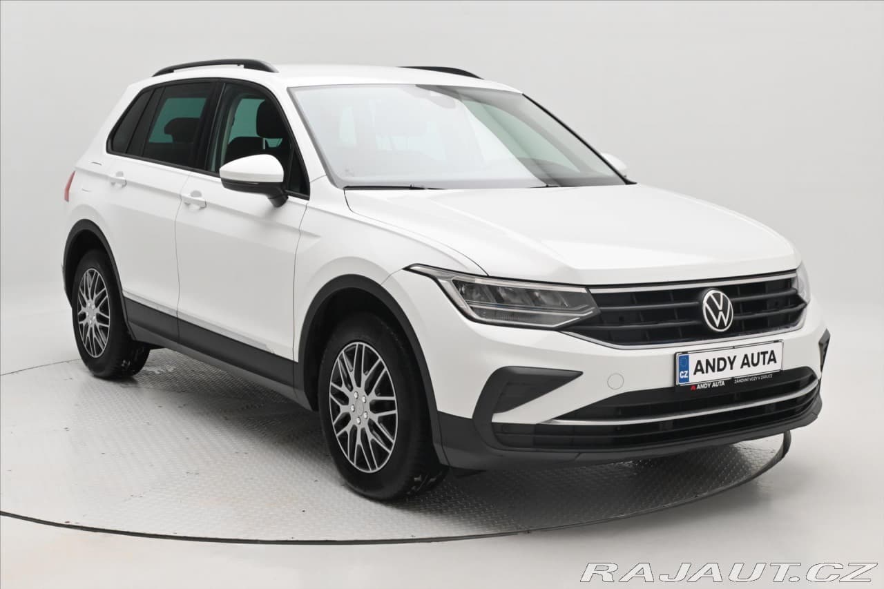 2021 Volkswagen Tiguan - 3