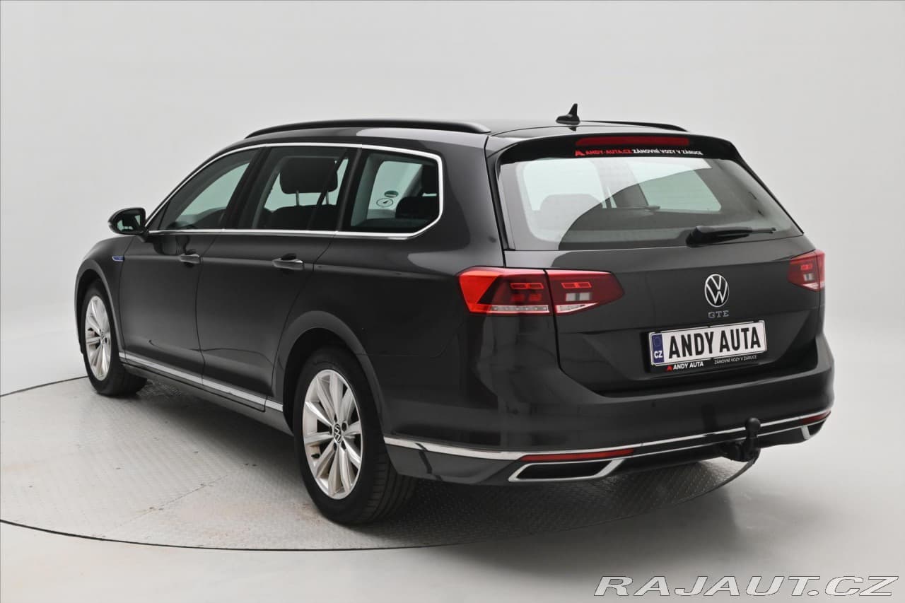 2022 Volkswagen Passat - 7