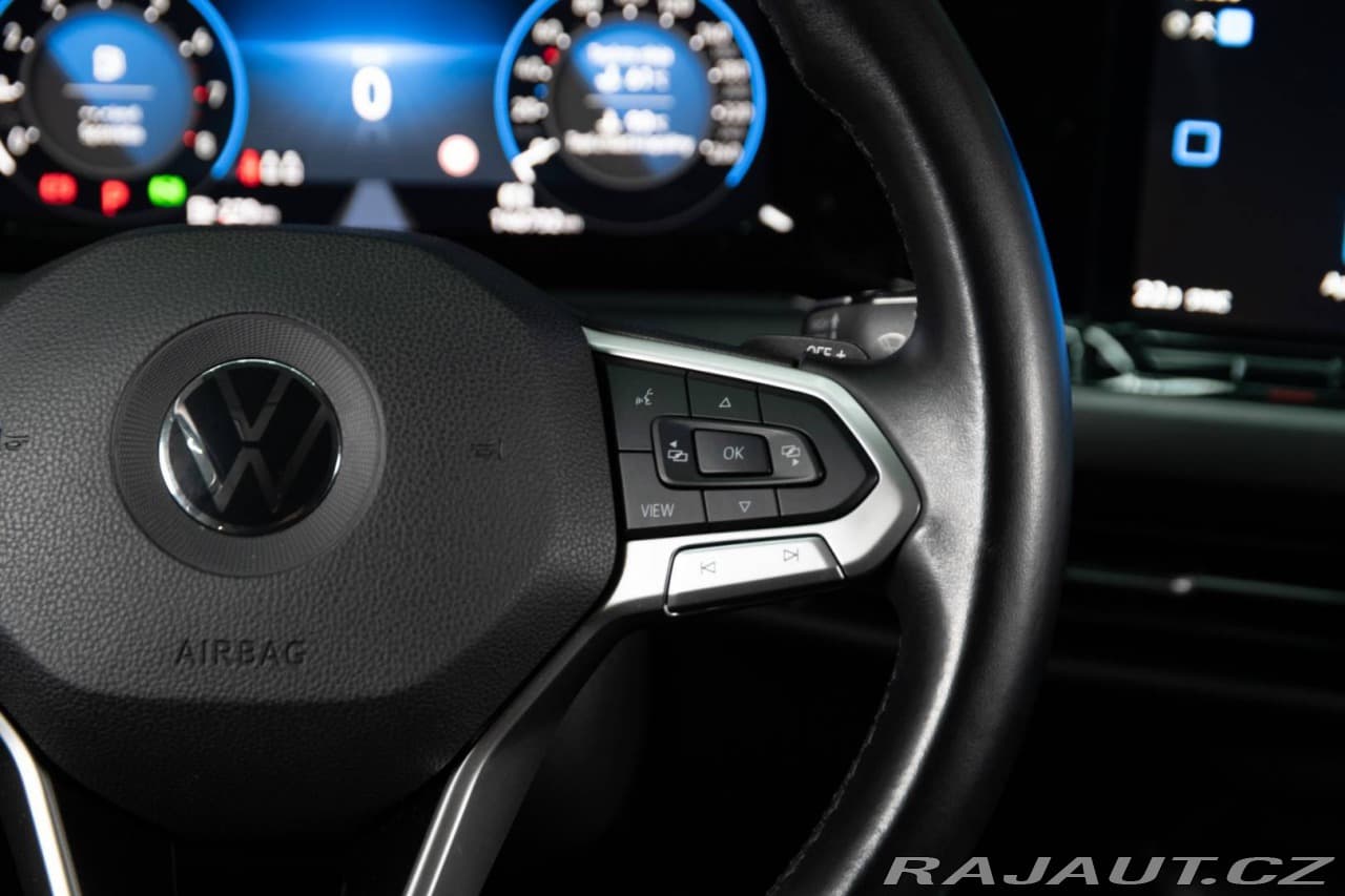 2021 Volkswagen Golf - 16