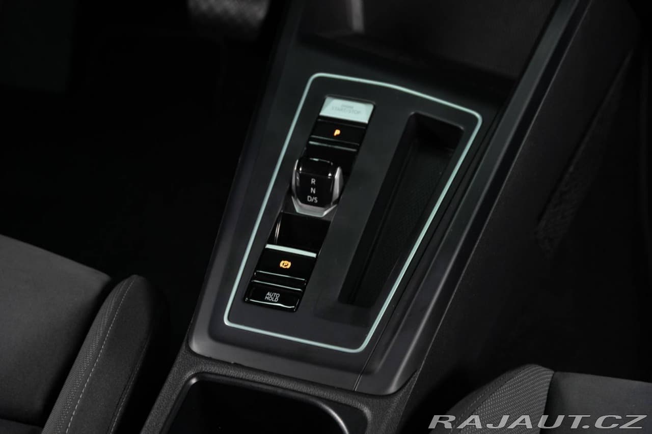 2021 Volkswagen Golf - 19