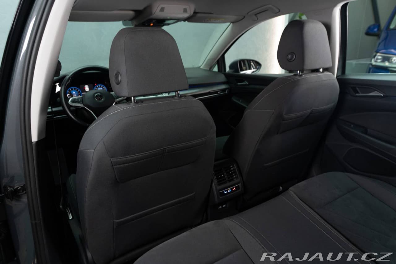 2021 Volkswagen Golf - 20