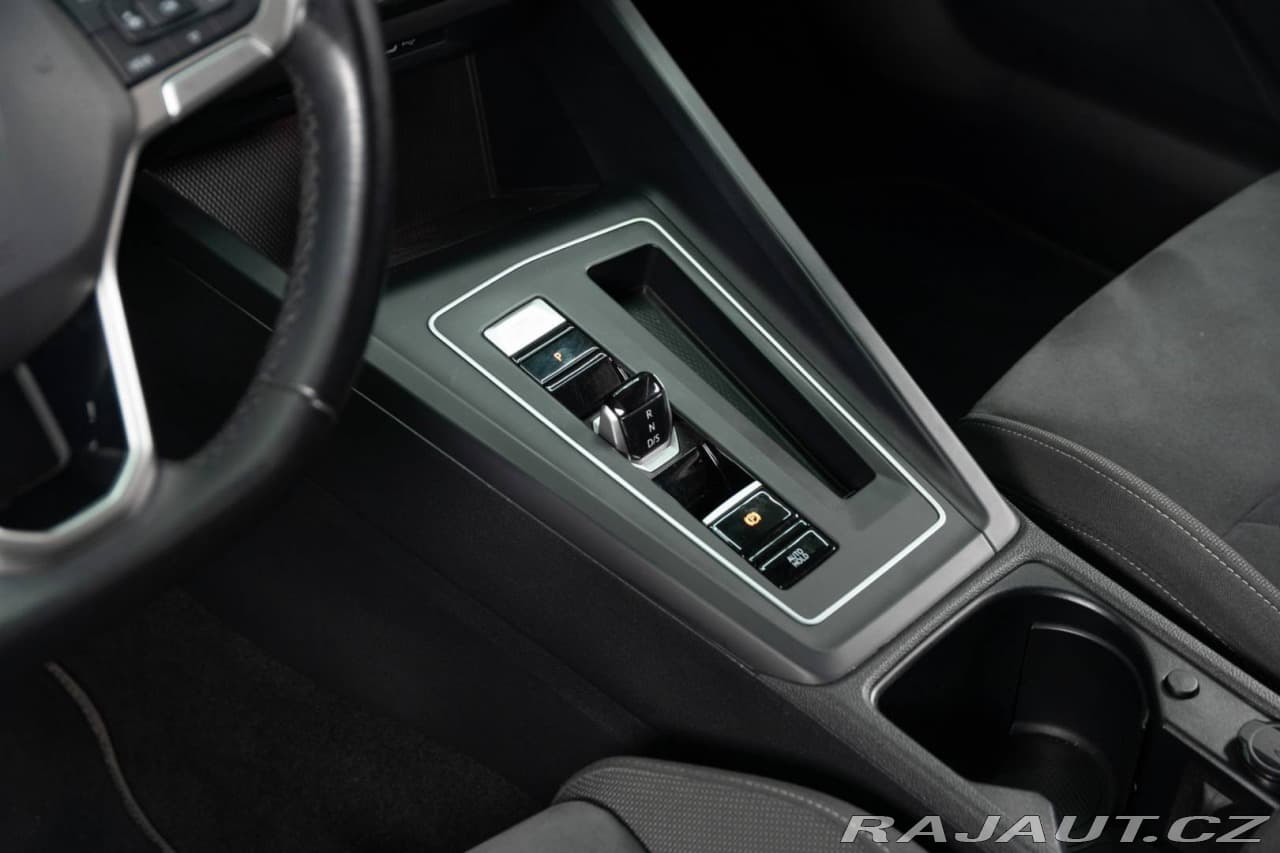 2021 Volkswagen Golf - 6