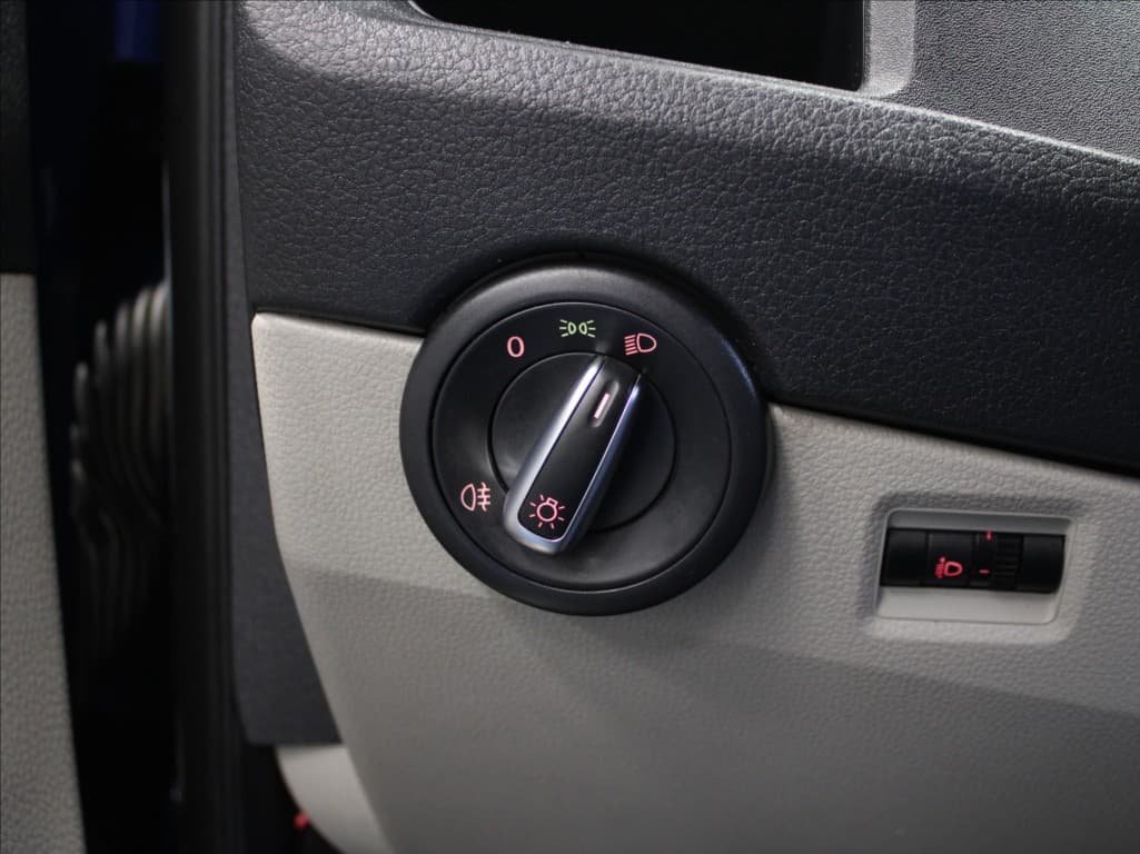 2016 Volkswagen Transporter - 14