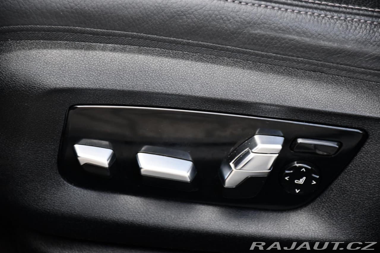 2023 BMW 5-Series - 10