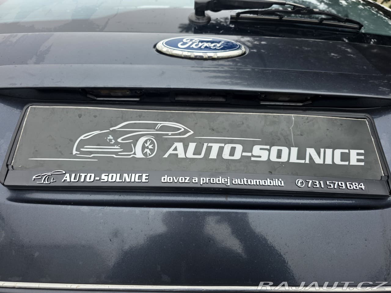 2010 Ford C-Max - 20