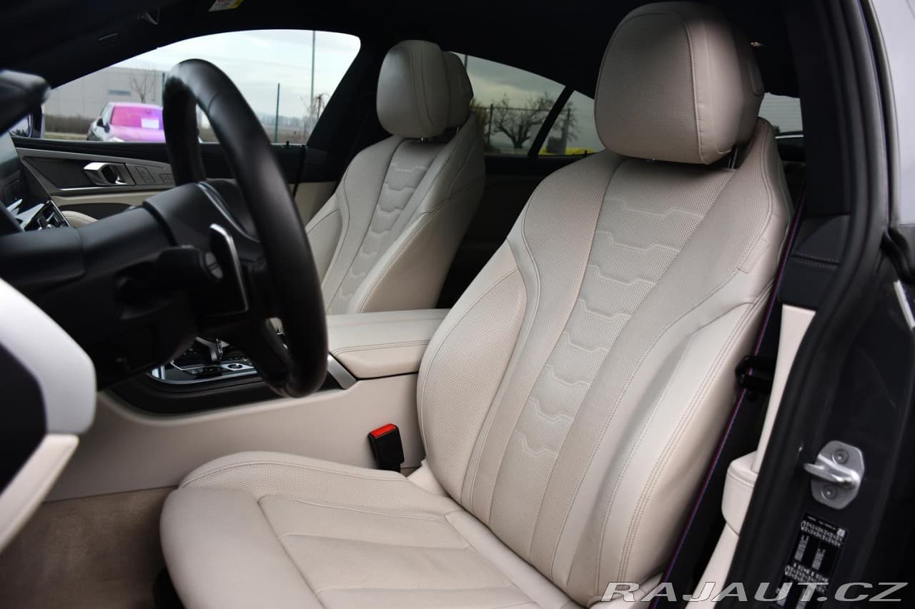 2020 BMW 8-Series - 12