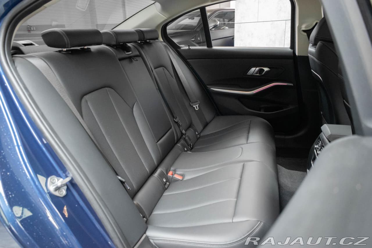 2023 BMW 3-Series - 13