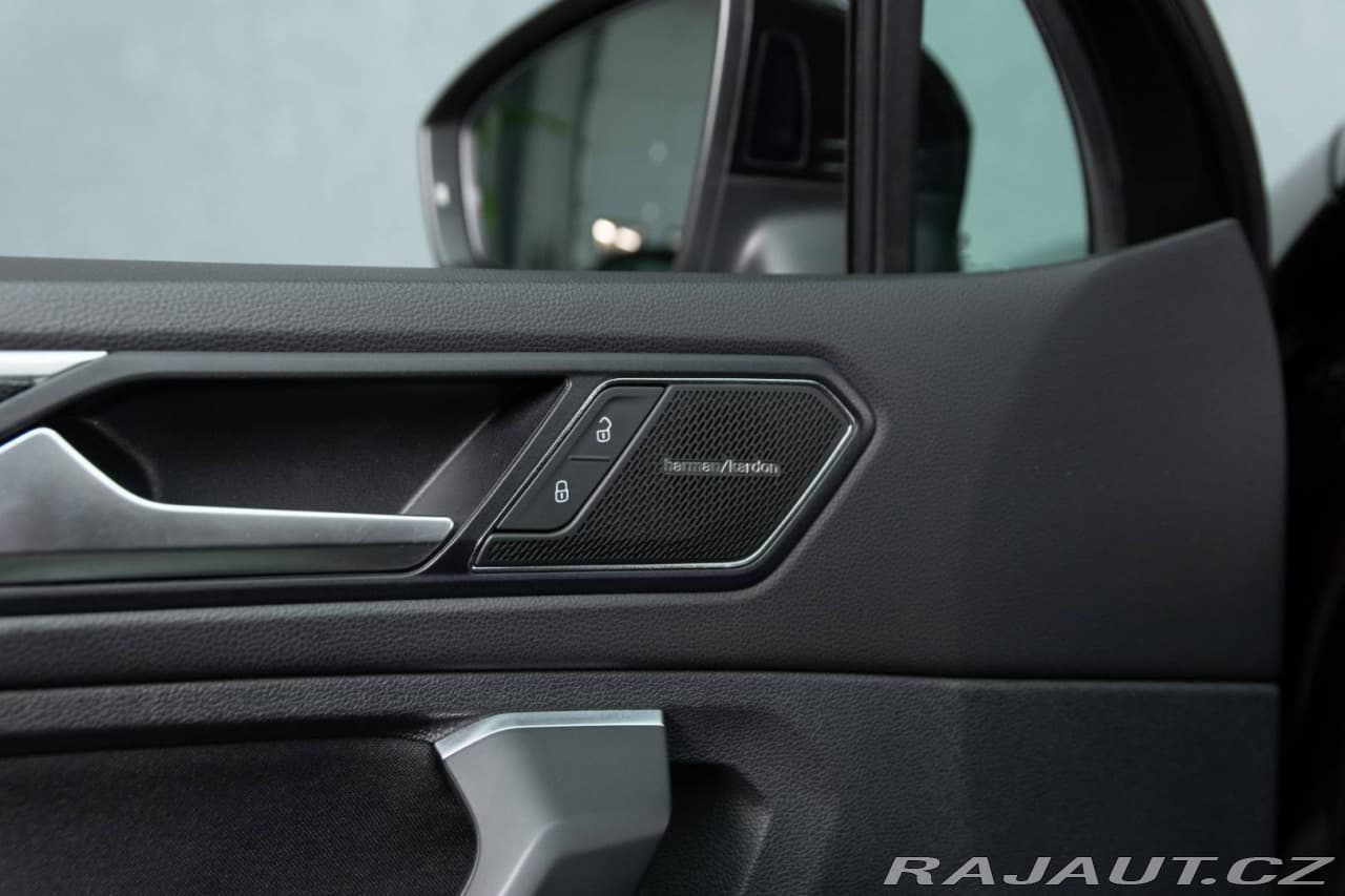 2022 Volkswagen Tiguan - 10