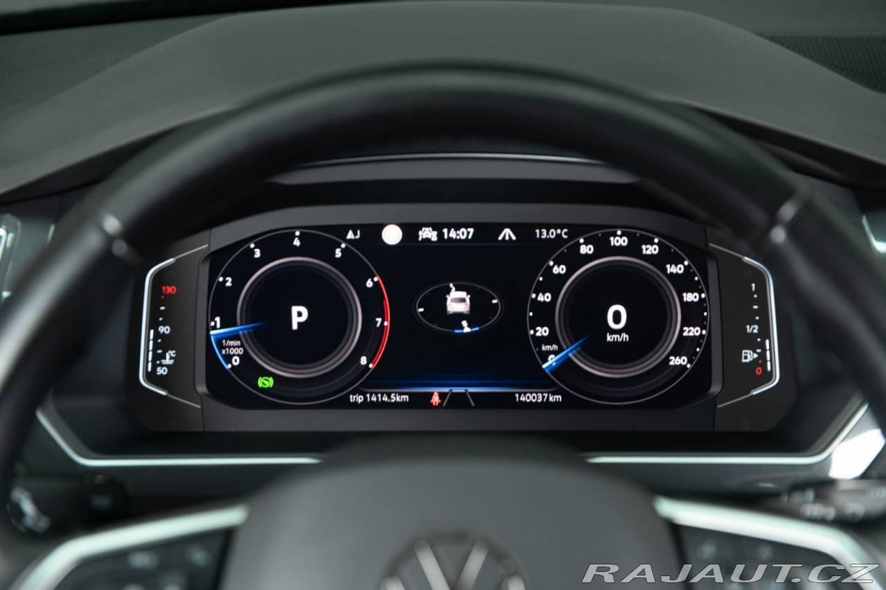 2022 Volkswagen Tiguan - 16