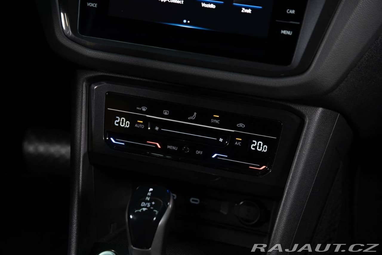 2022 Volkswagen Tiguan - 19