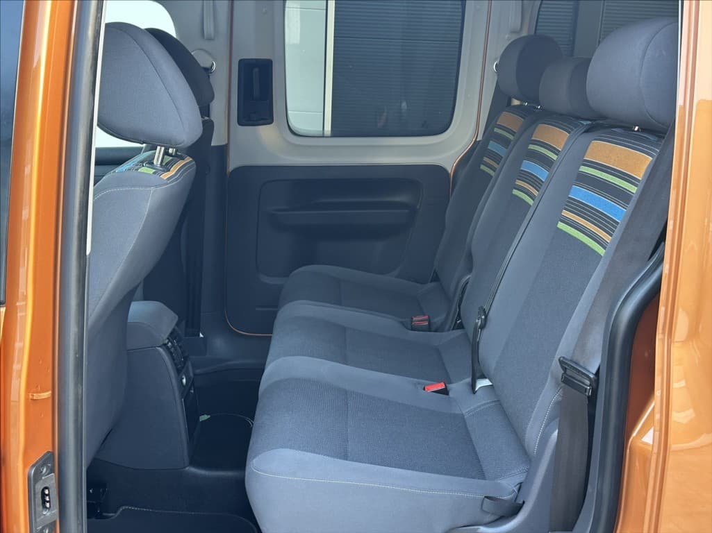 2013 Volkswagen Caddy - 13