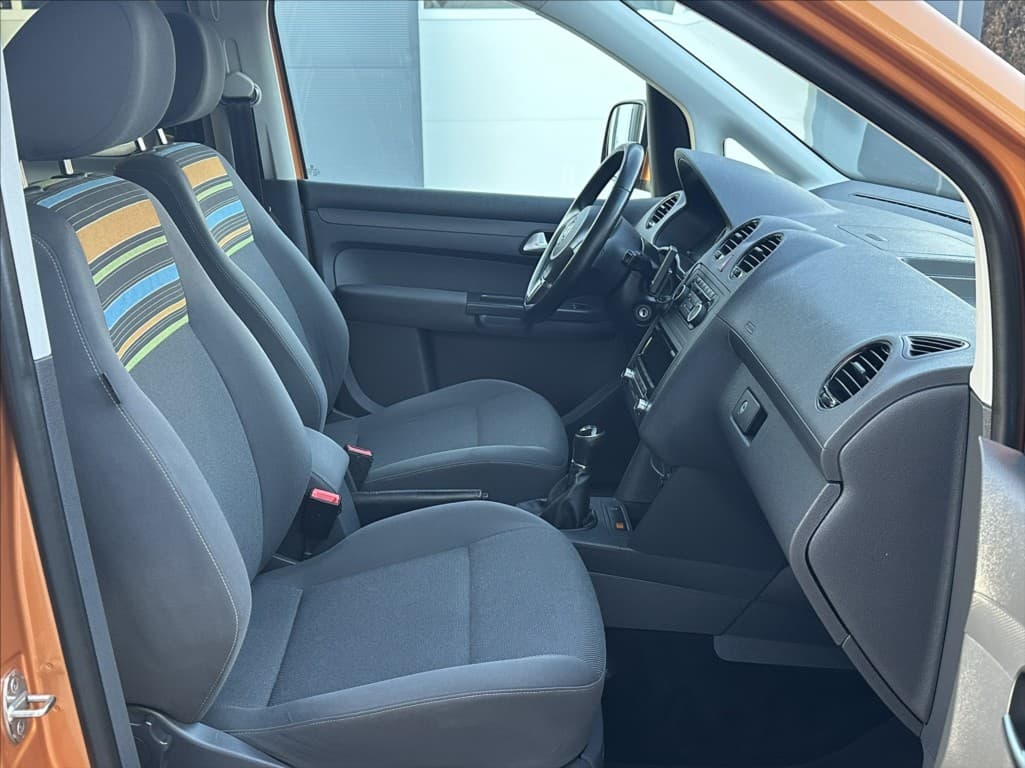 2013 Volkswagen Caddy - 17