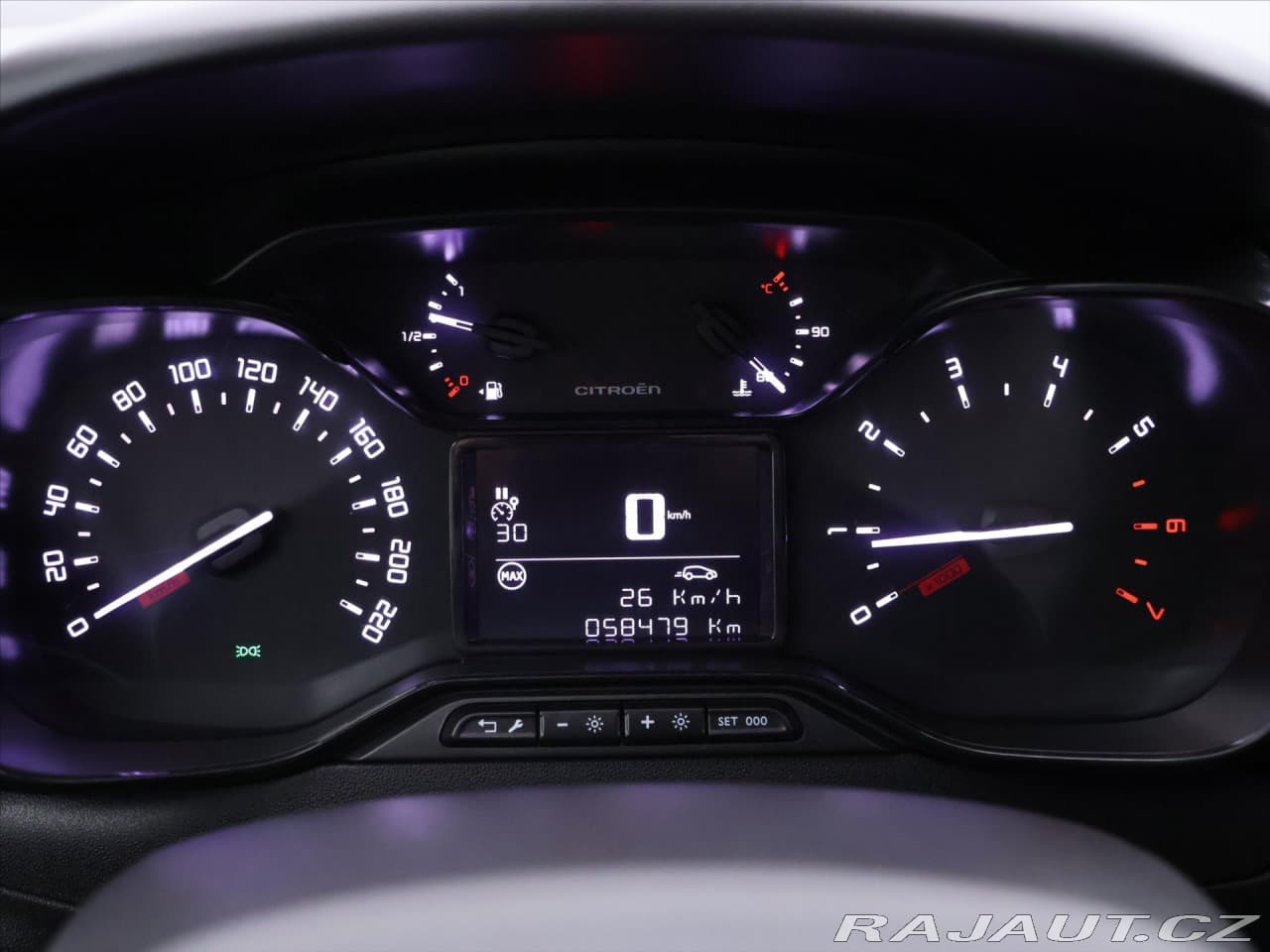 2018 Citroen C3 - 16