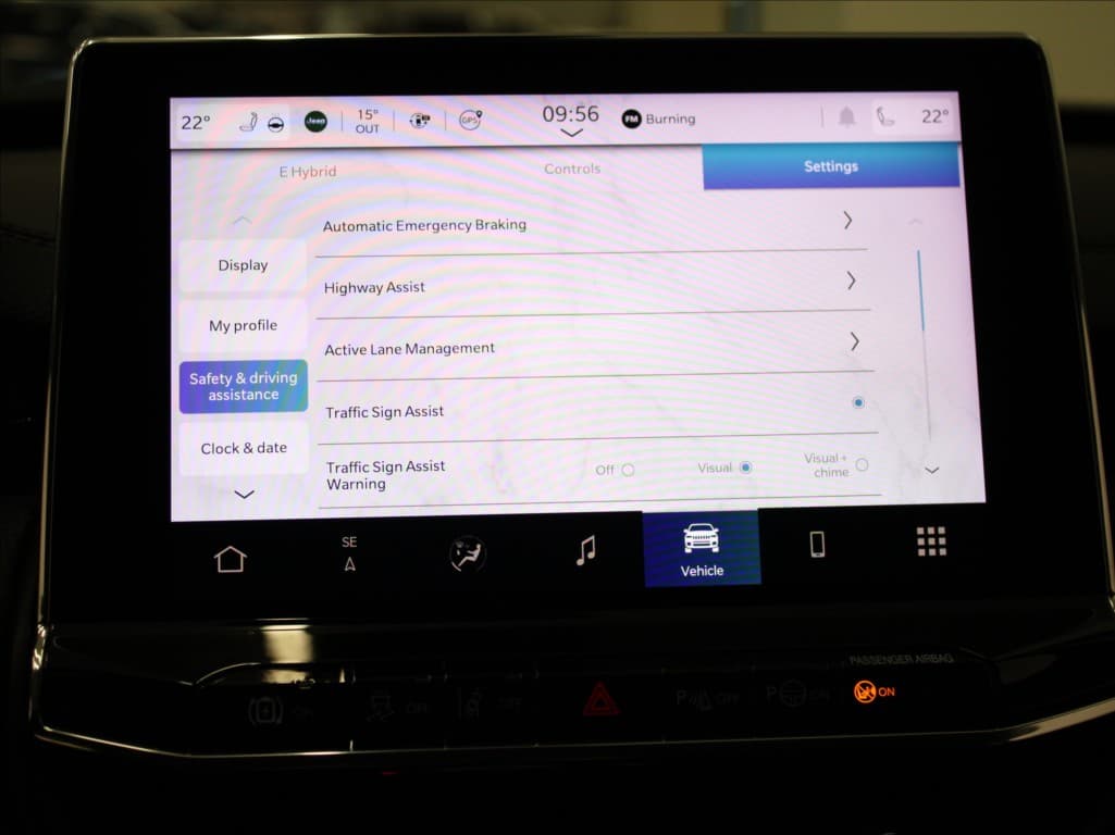 2023 Jeep Compass - 13