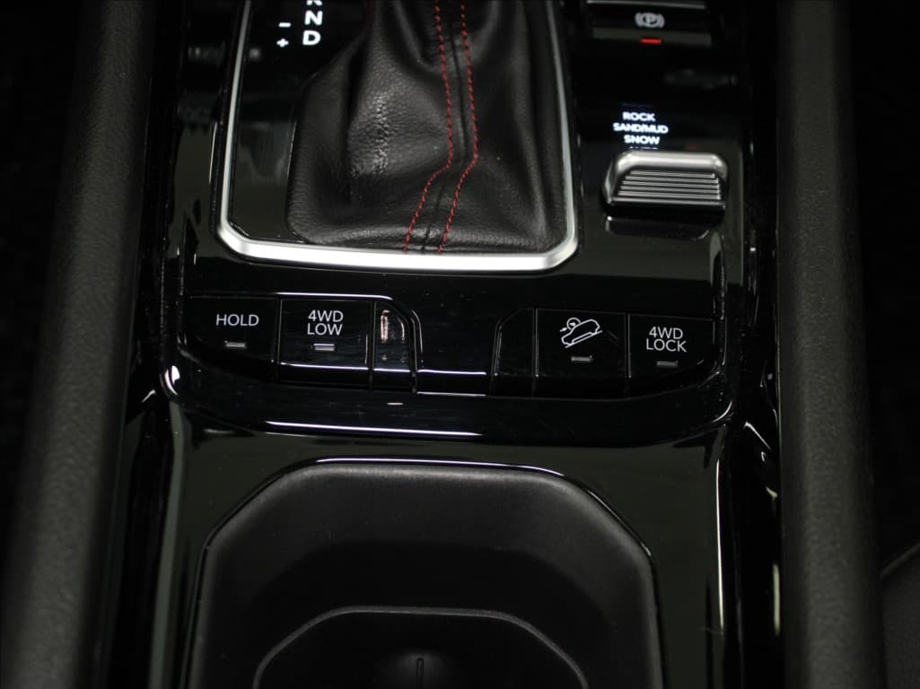 2023 Jeep Compass - 19