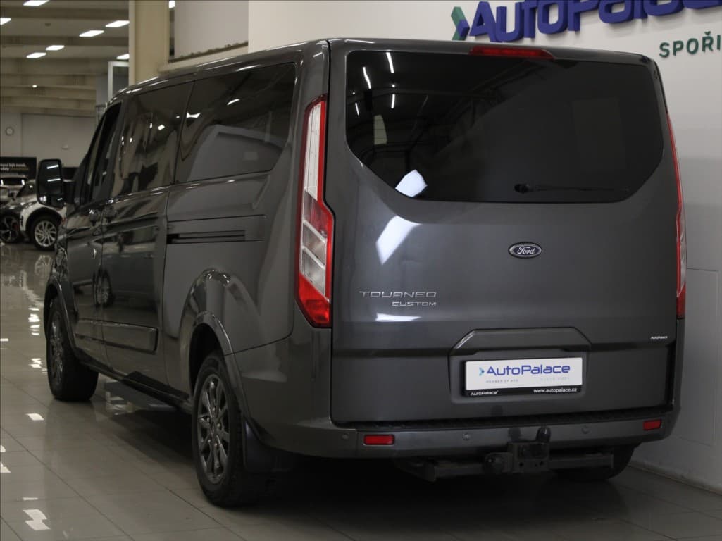 2020 Ford Tourneo - 3